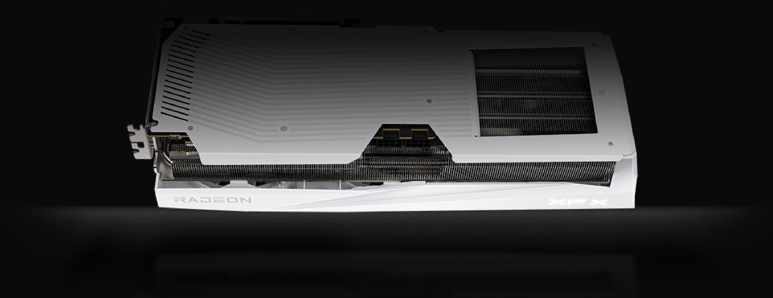 グラフィックボード・グラボ・ビデオカード XFX Swift AMD Radeon RX 9070 XT White XFX Swift AMD Radeon RX 9070XT White Triple Fan Gaming Edition